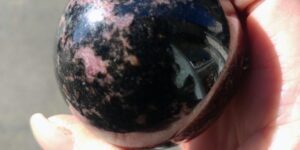 Sphère Rhodonite