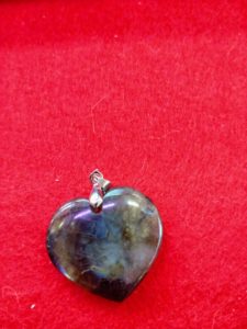 Pendentif coeur labradorite