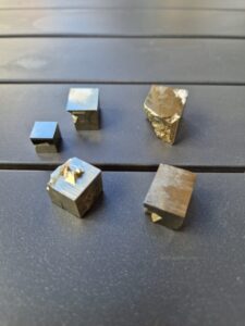 Lot de 5 pyrites