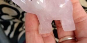Eléphant en quartz rose