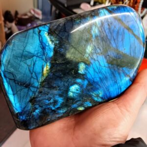 Bloc de Labradorite de Madagascar